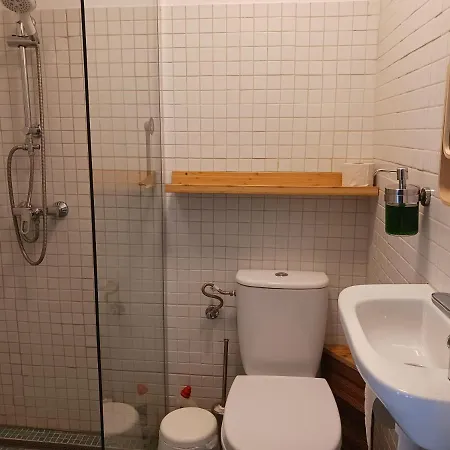 Maison d'hôtes Squat Deluxe Berlin, The *