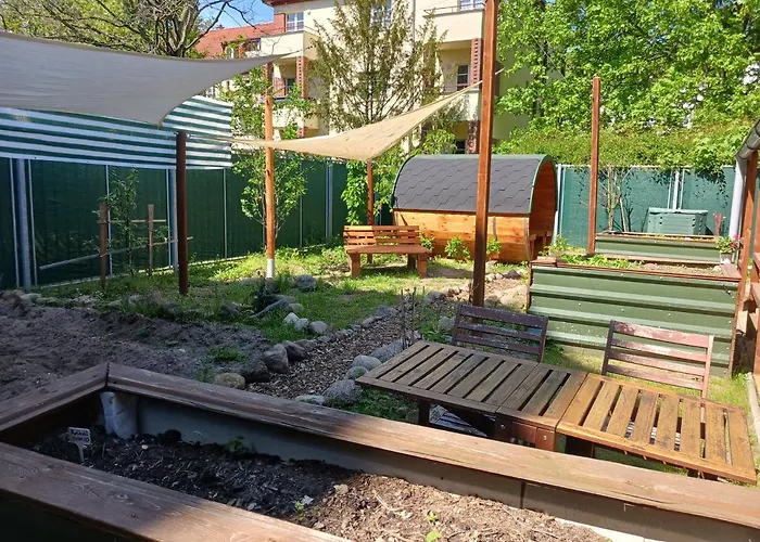 بيت ضيافة Squat Deluxe Berlin, The